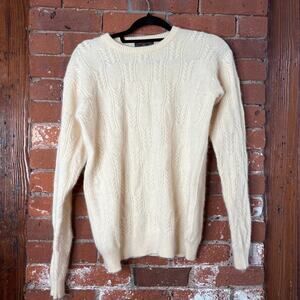 Vintage Charter Club Lambswool and Angora Blend Cream Cable Knit Sweater Sz M
